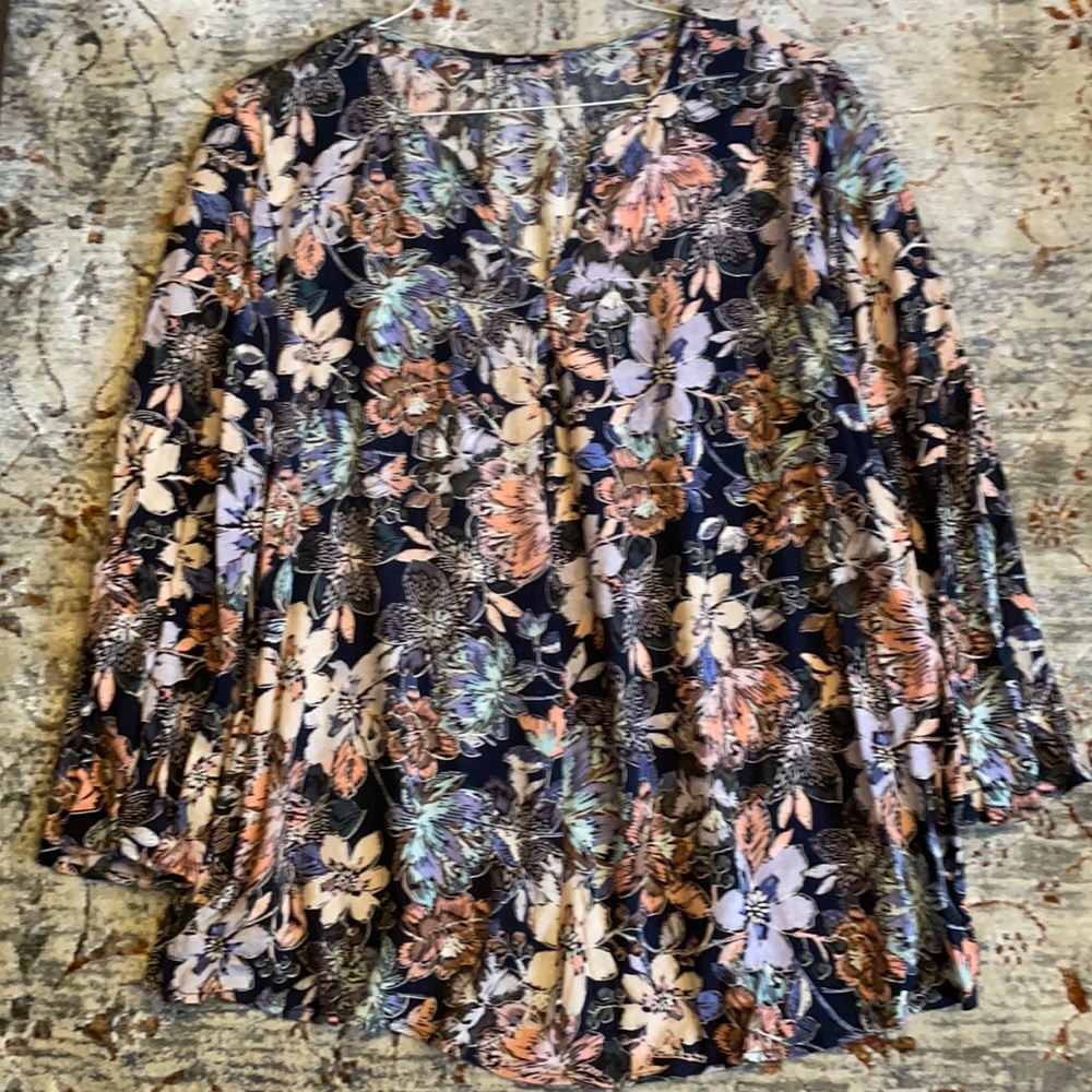 Nice blouse by Mark